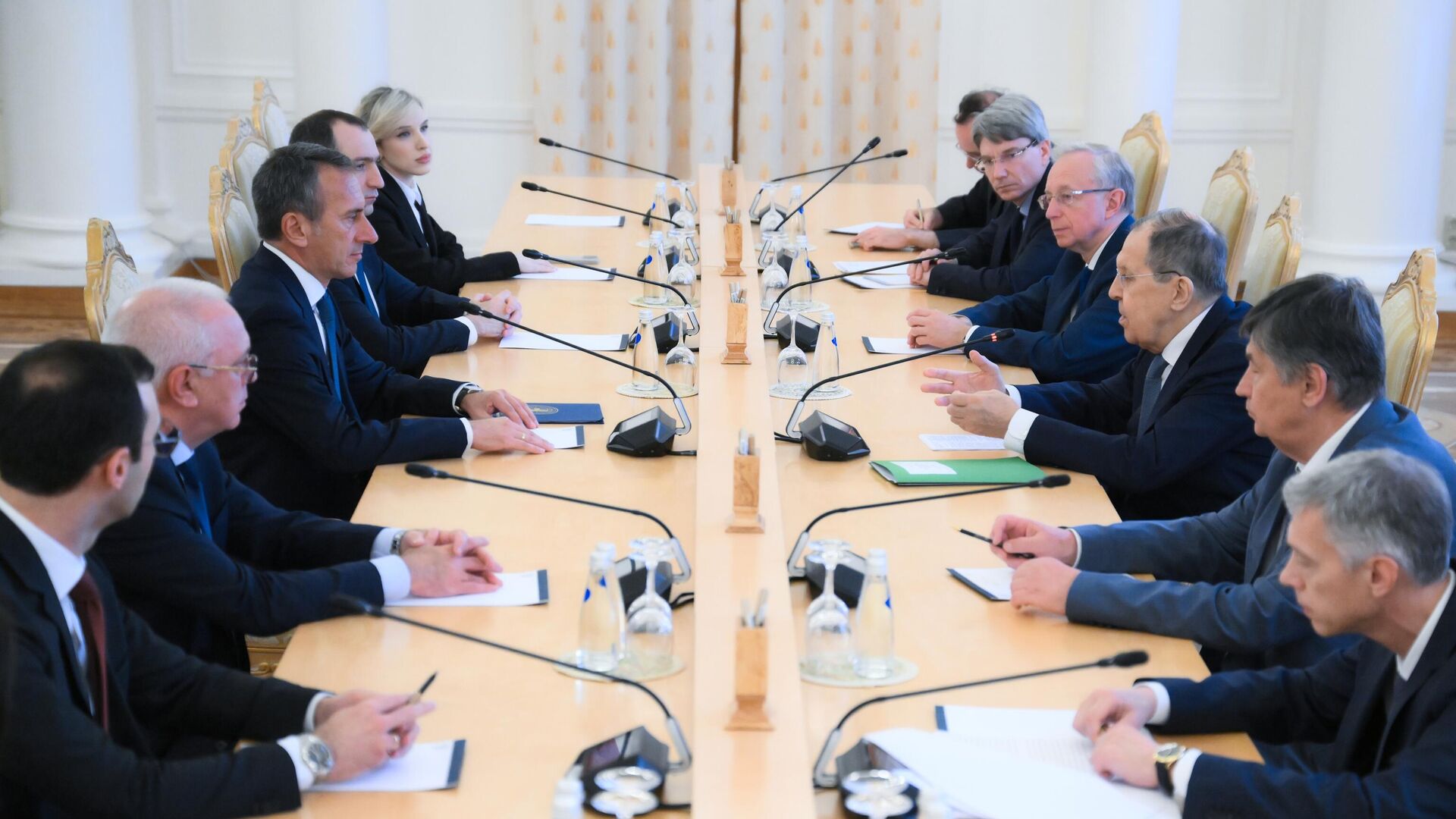 Встреча главы МИД РФ С. Лаврова и главы МИД Абхазии О. Барцица - Sputnik Абхазия, 1920, 08.06.2025