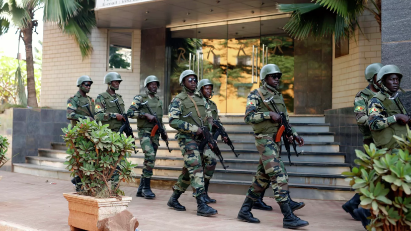 Франция в течение месяца выведет свои войска из Буркина-Фасо по требованию Уагадугу