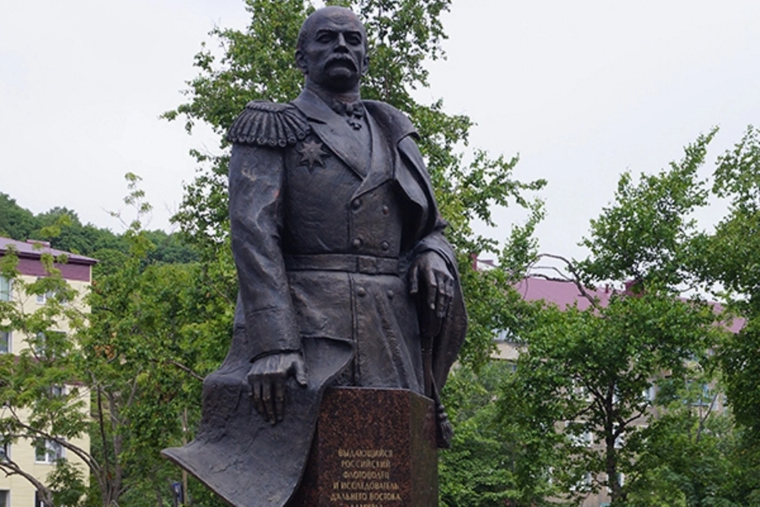 Памятник Геннадию Ивановичу Невельскому в Корсакове пресс-служба администрации Корсаковского городского округа