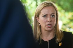 Мелони назвала Армани легендой