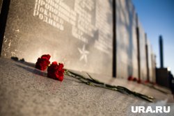 Политэлиты Сургута с самого утра принимают участия в торжествах, посвященных юбилею Победы