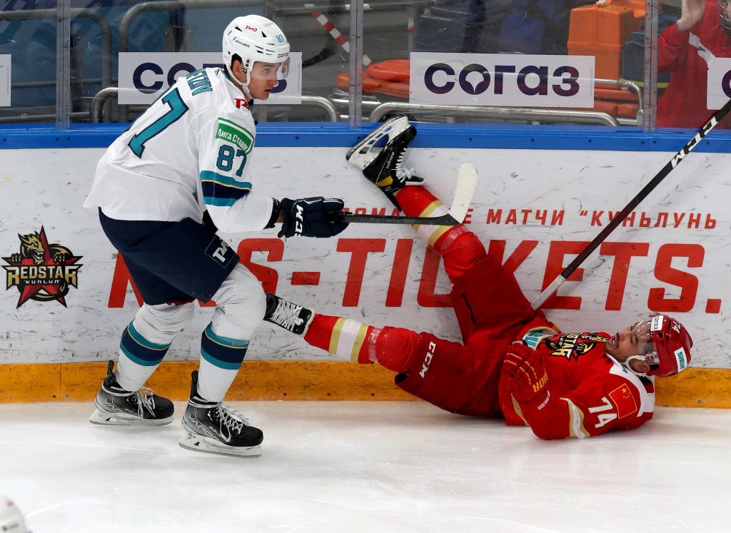 сочи куньлунь ред стар. паркер фу хоккеист. сочи куньлунь. сочи куньлунь. арена хк куньлунь ред стар.