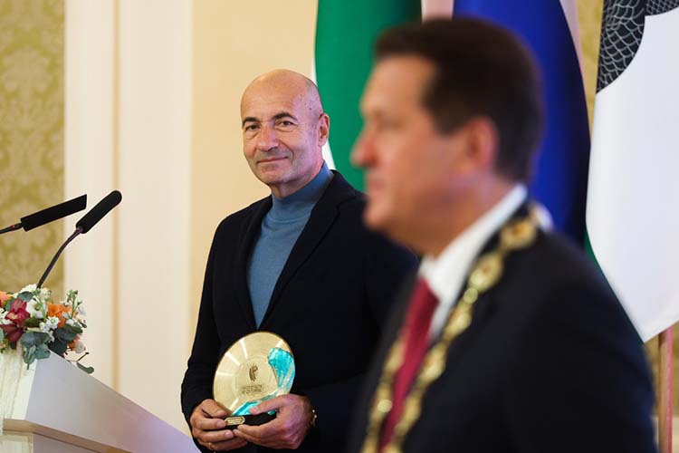 Игорь Крутой выразил надежду, что фестиваль «Новая волна» и в будущем будет проводиться в Казани