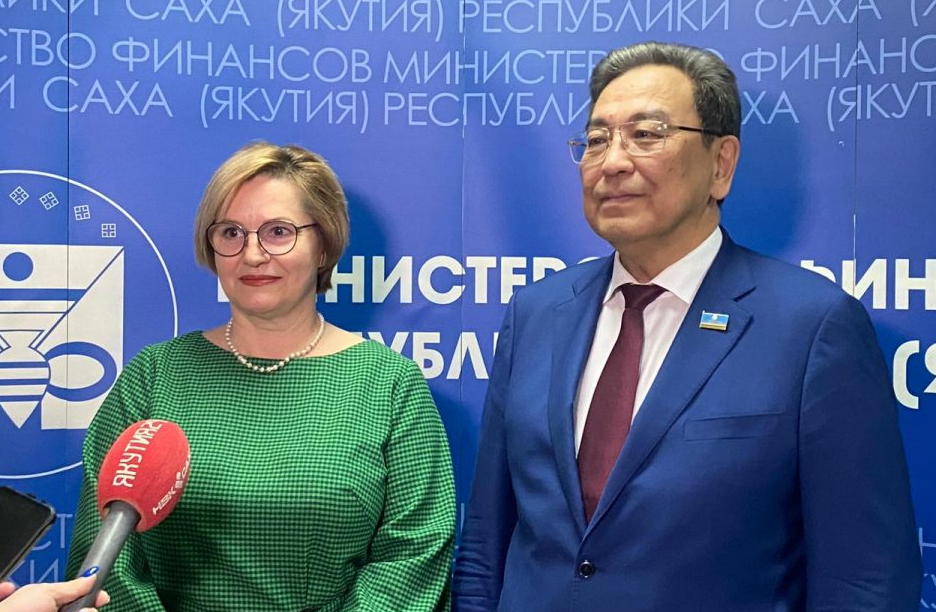 В Якутию для обмена опытом приехала министр финансов Карелии
