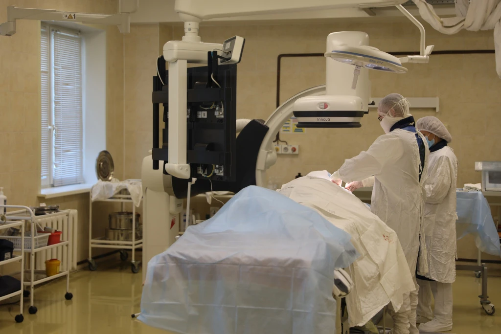 региональный сосудистый центр липецк. сосудистый центр липецк 8. современная больница. сосудистый центр липецк 8. главный врач липецкой областной клинической больницы.