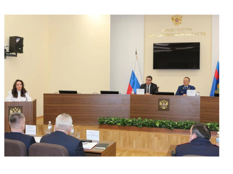 Владимирский прокурор и губернатор провели встречу с обманутыми дольщиками