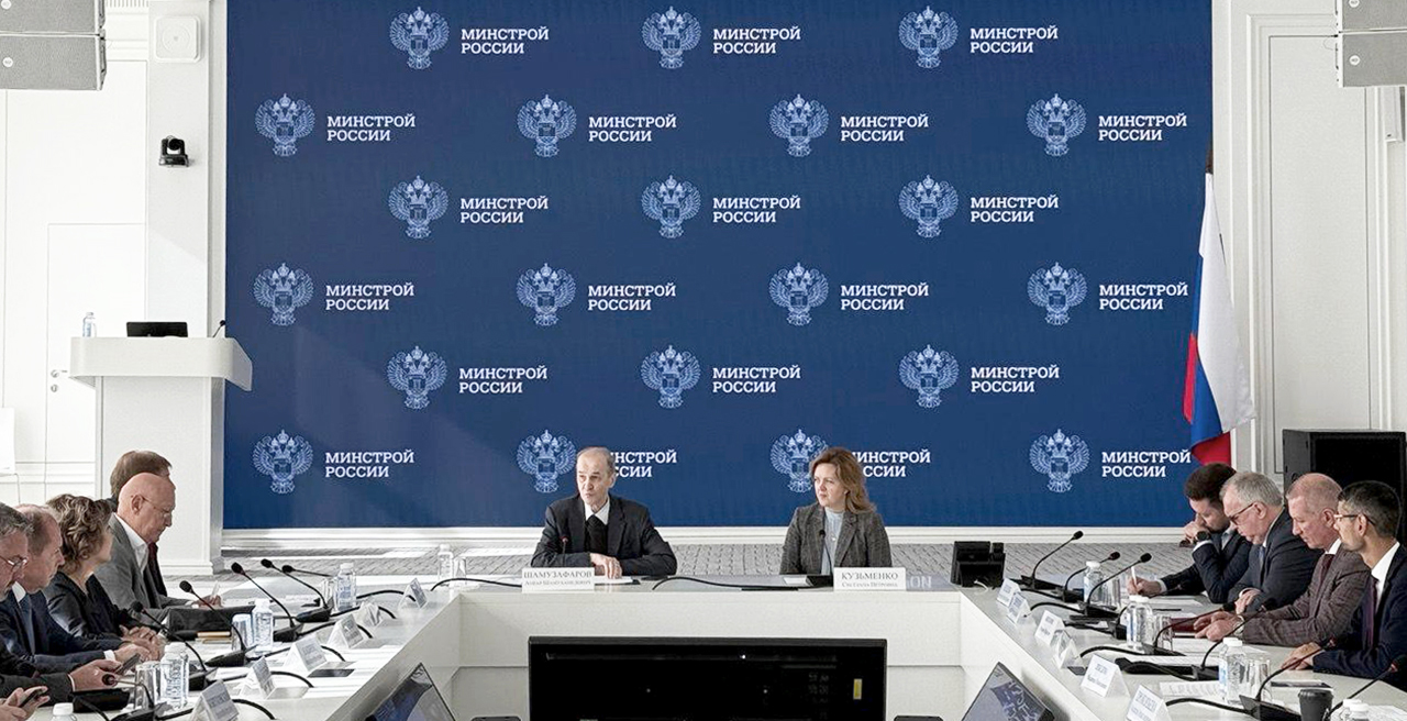Анвар Шамузафаров провел заседание Ассамблеи региональных общественных советов в сферах строительства и ЖКХ