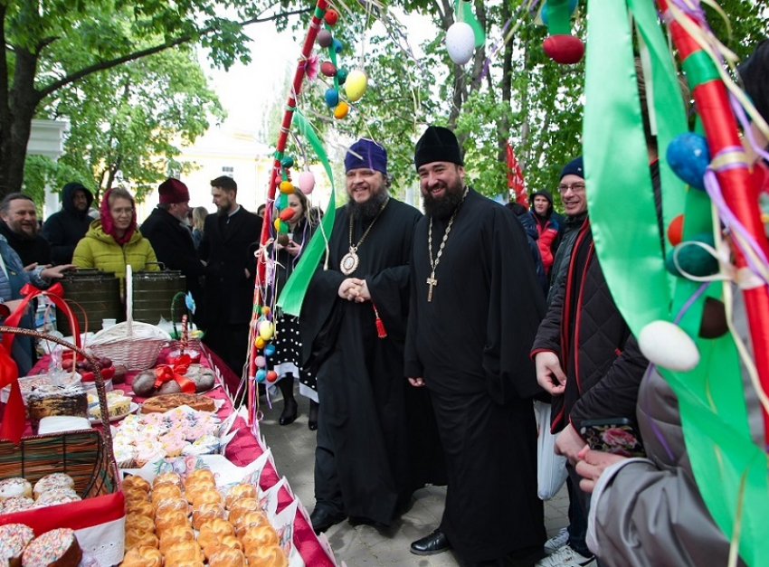 «Праздник кулича» традиционно прошел в Борисоглебске на Красную горку