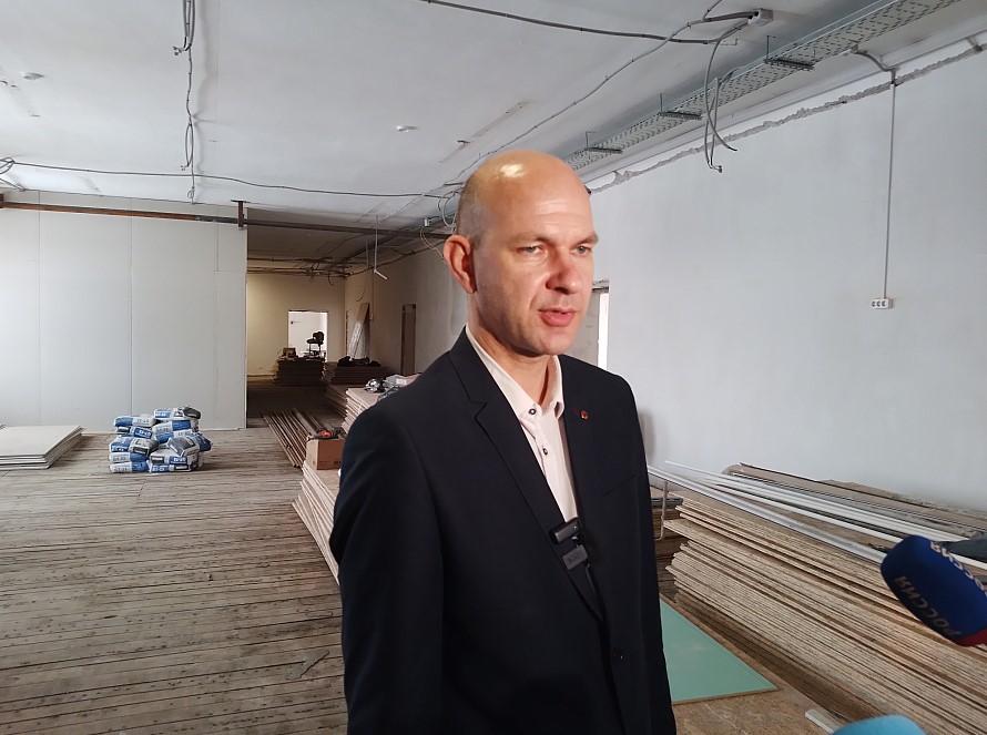 Ничем не прерываемый. Немаскируемое прерывание это. Спасибо что все объяснили плохо что я ничего не понял. Ничем не прерываемый. Ничем не прерываемый.