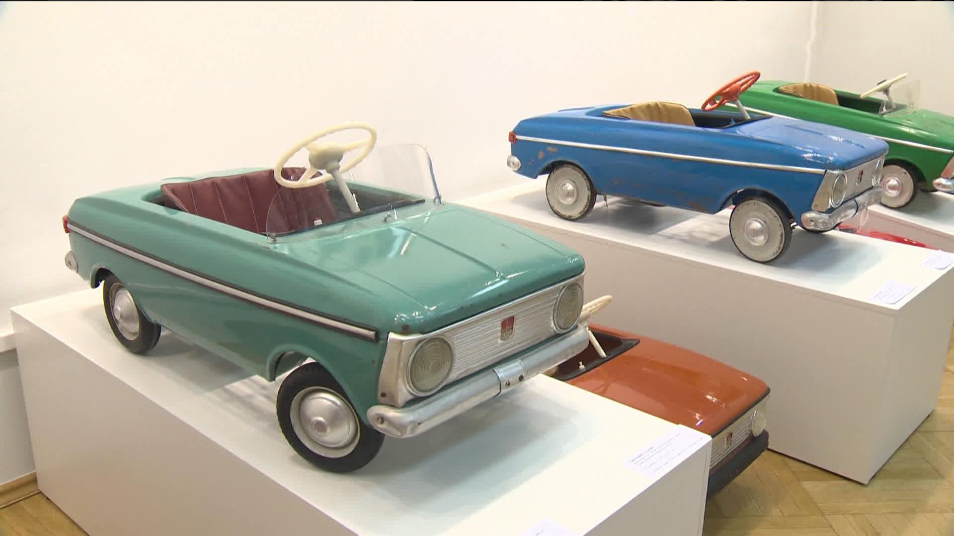 Русский музей представляет коллекцию детских автомобилей Вадима Кунина