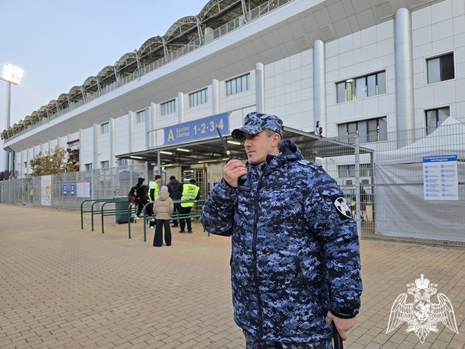 Росгвардейцы в Дагестане обеспечили безопасность футбольного матча Российской премьер-лиги