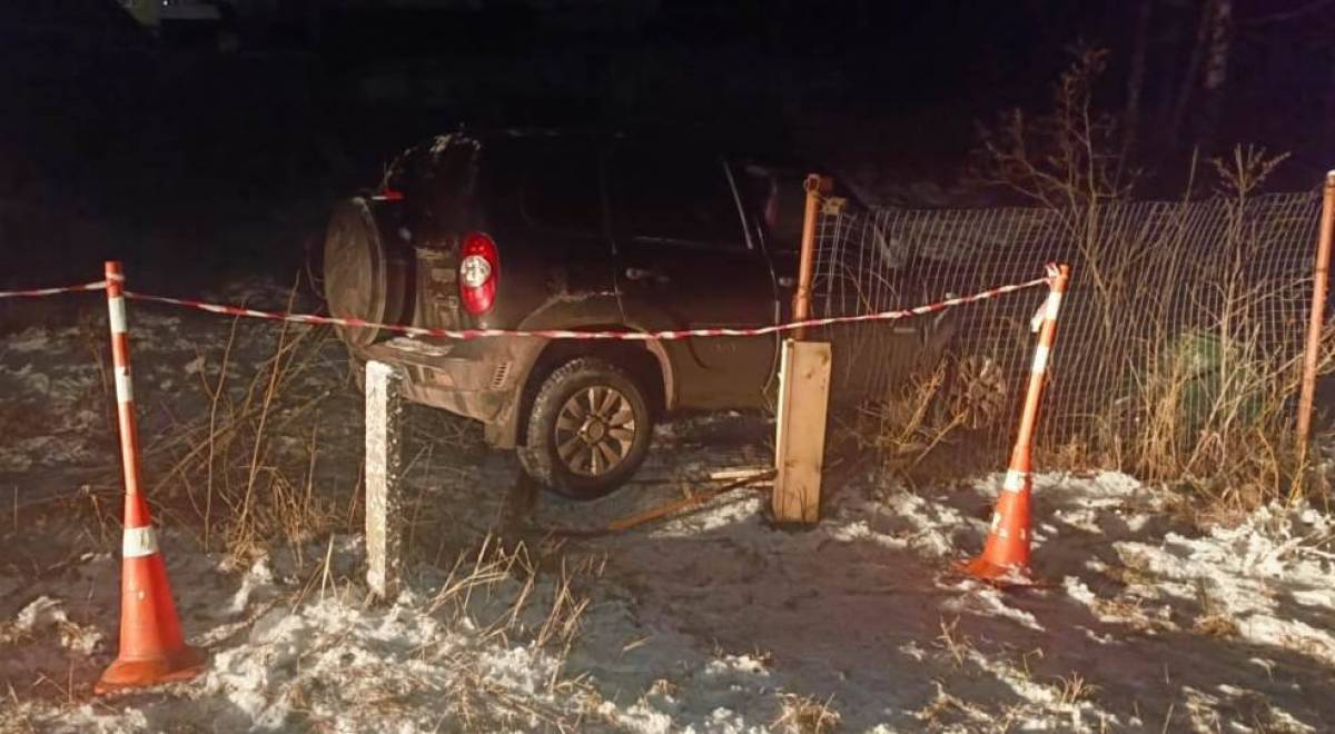 С телесными повреждениями водителя доставили в Окуловскую ЦРБ.