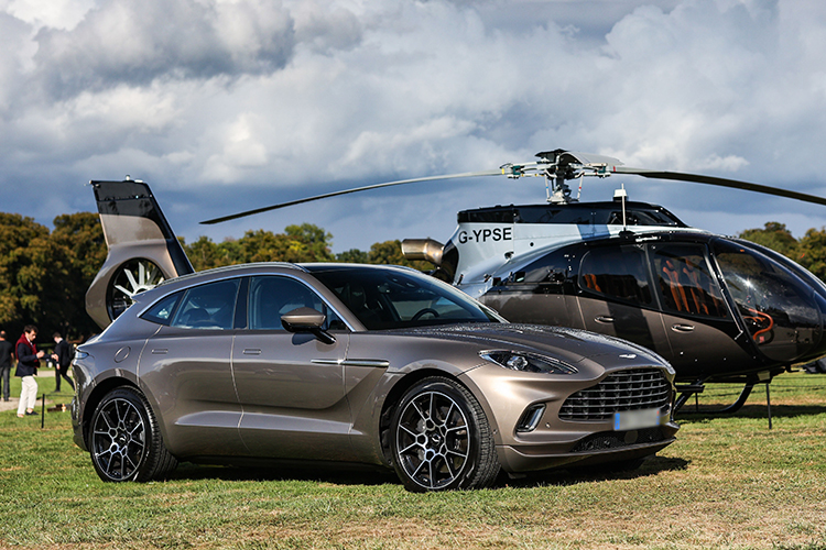 Aston Martin DBX