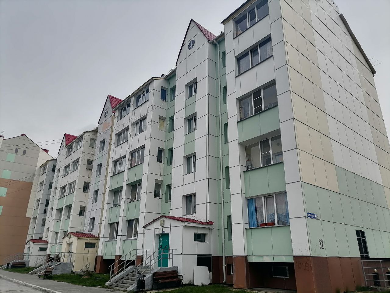 муниципальное образование город губкинский. тихонов михаил алексеевич рн-бурение. тц меркурий губкинский. поселок губкинский ямало-ненецкий автономный. меркурий янао губкинский.