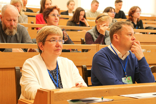 Слева – старший научный сотрудник Института леса КарНЦ РАН Ольга Предтеченская