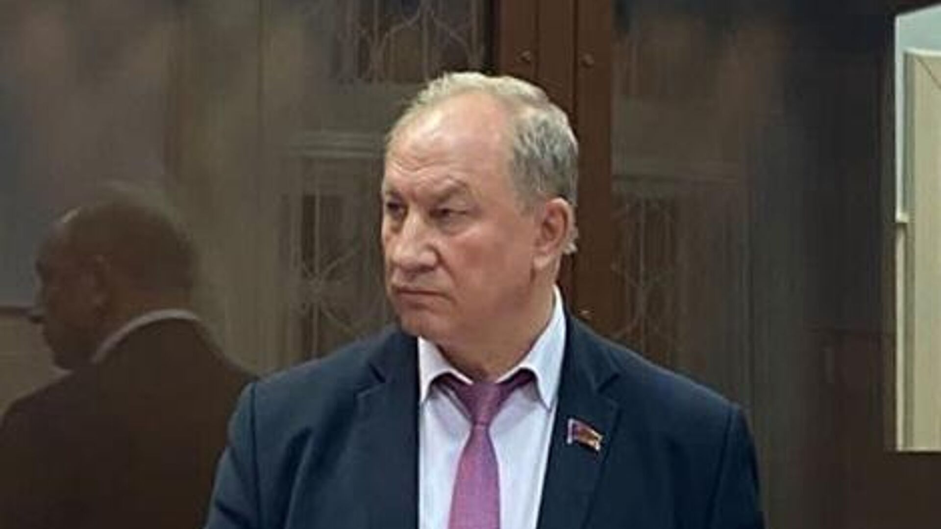 Депутат кпрф заказал эскортницу. Рашкин депутат от КПРФ. Депутаты Госдумы от КПРФ 2022. Дело Рашкина.