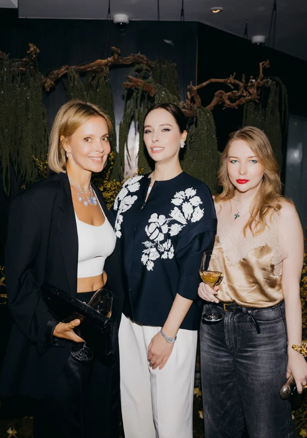 Виктория Манасир, Ирина Зарькова и Юлия Пош 