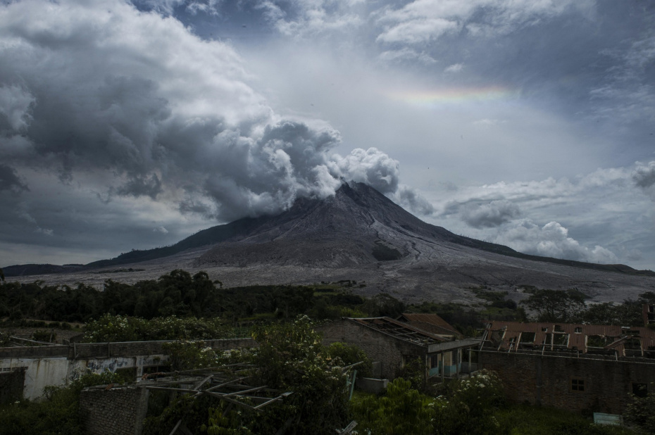 Вулкан Синабунг