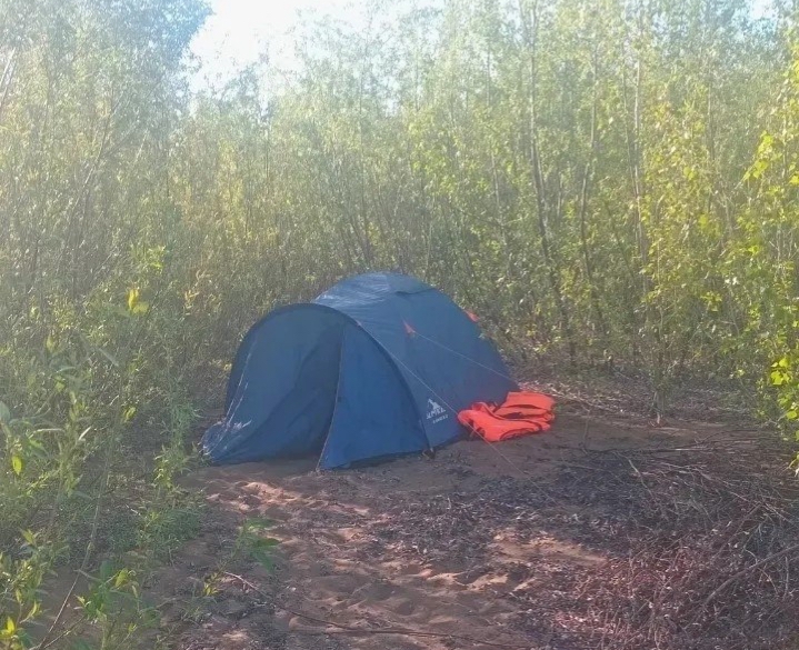 Палатка на территории парка. Фото: Бузулукский бор