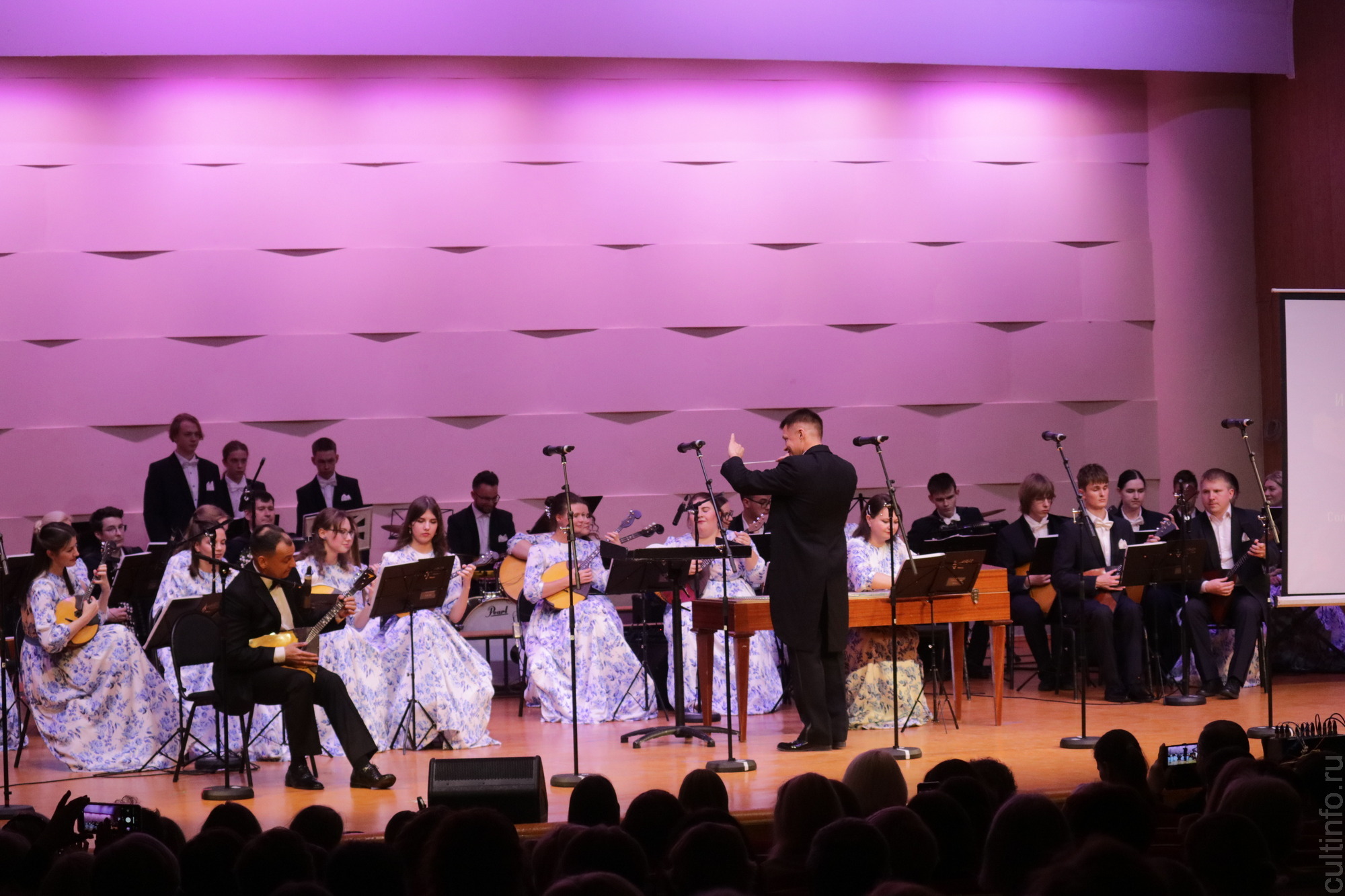 В колледже искусств при полном аншлаге отметили Международный день музыки