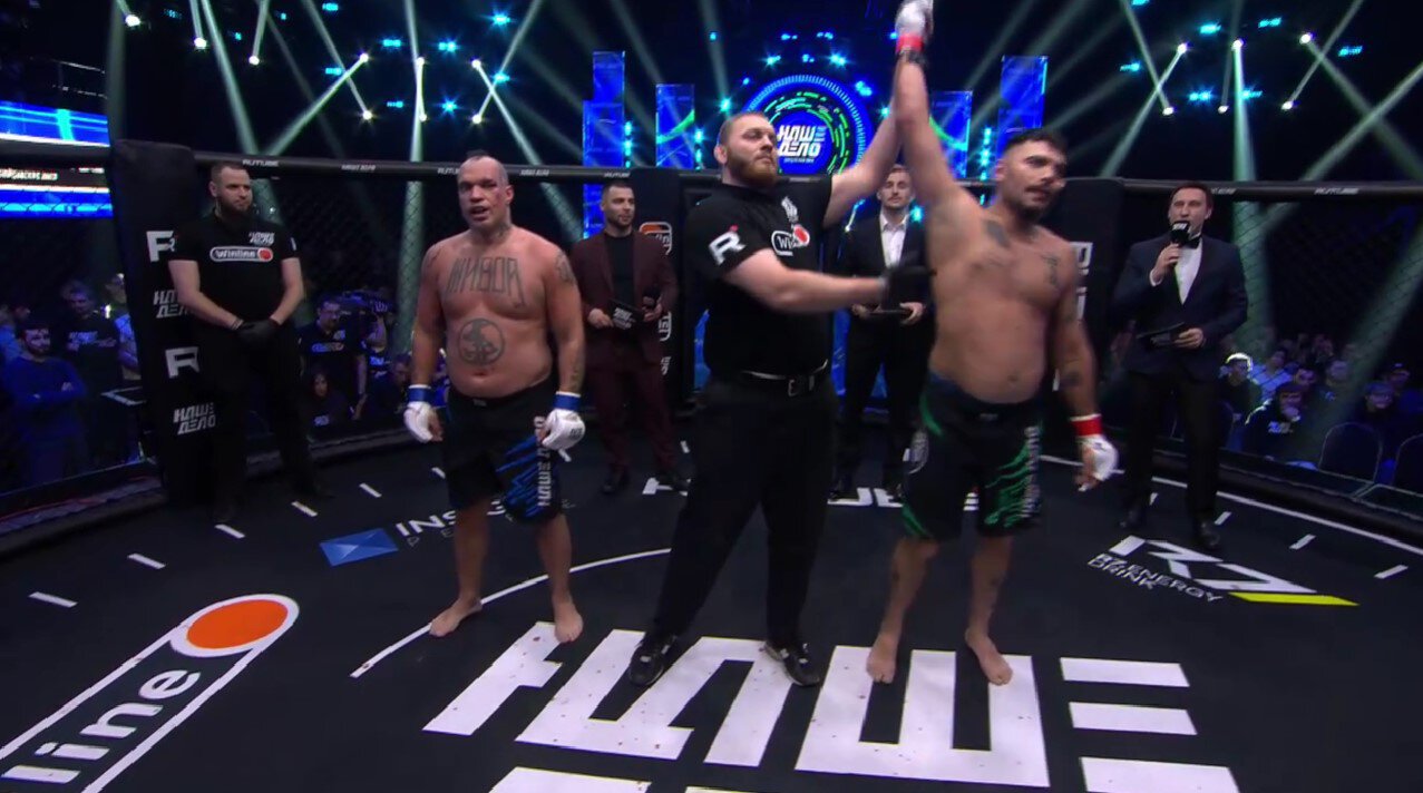 Ufc фото арены. 2 июнь бой. 2 июнь бой. Нарек симонян боец. Бой 6.