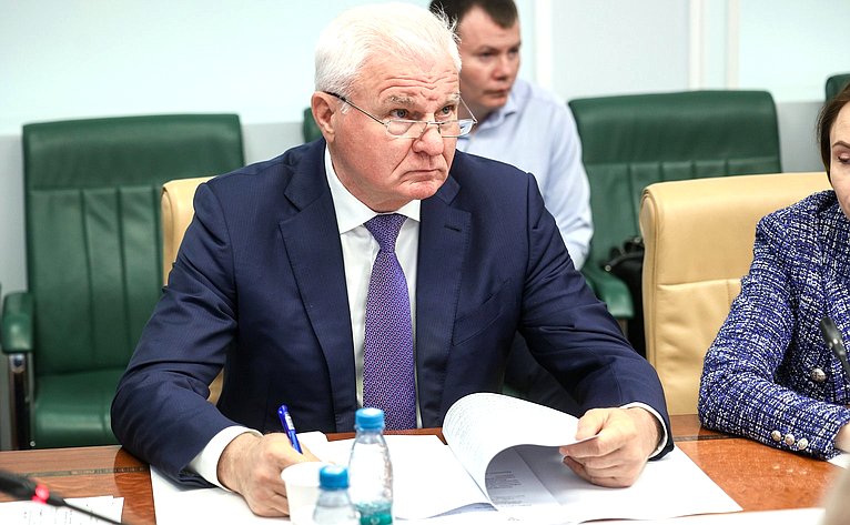 Совещание Комитета СФ по аграрно-продовольственной политике и природопользованию «Мониторинг реализации законодательства Российской Федерации в части поддержки сбыта фермерской продукции»