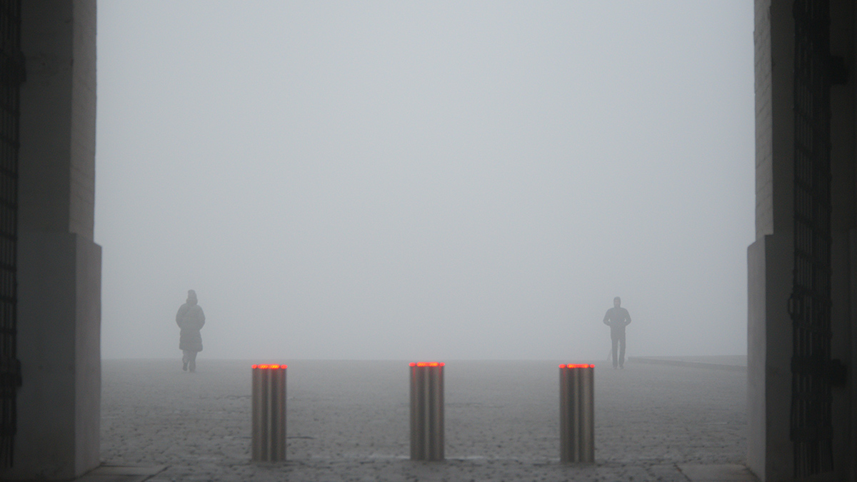 Strong fog