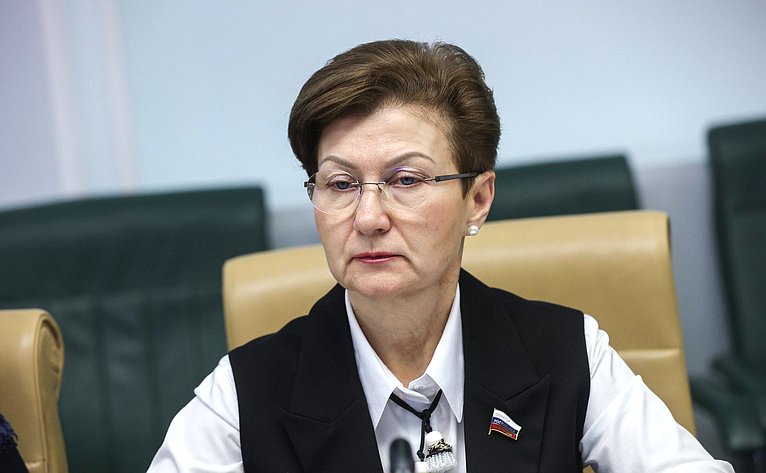 Марина Левина