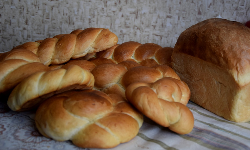 Газетное название хлебных районов. Хлебопекарная промышленность россии. Проект про хлеб. Сообщение о хлебе. Газетное название хлебных районов.