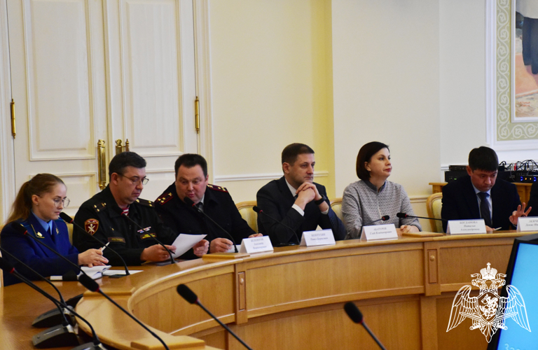 Представители Росгвардии приняли участие в координационном совещании по вопросу обеспечения правопорядка во время проведения выборов в Костроме