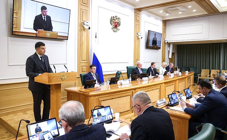 Заседание Совета по вопросам развития Сибири при Председателе Совета Федерации на тему «Сибирская экономика – от сырьевой к высокотехнологичной»