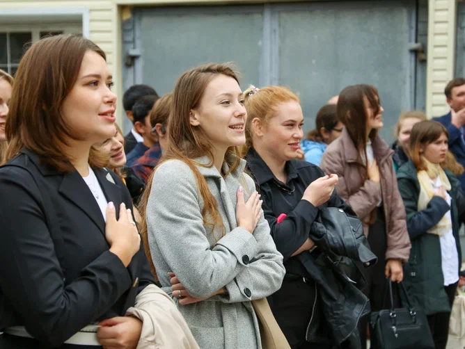 В ДЕНЬ ЗНАНИЙ ГЛАВА МИНАГРО ПАВЕЛ НОСКОВ ПОЗДРАВИЛ СТУДЕНТОВ И ПРЕПОДАВАТЕЛЕЙ ПЕРМСКОГО ГАТУ