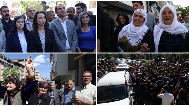 В Турции начались протесты из-за отстранения прокурдского мэра Хаккари