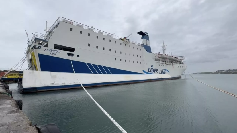 «Настроение упадническое»: пассажиры первого за 14 лет парома из Турции в Сочи более суток прождали захода в порт