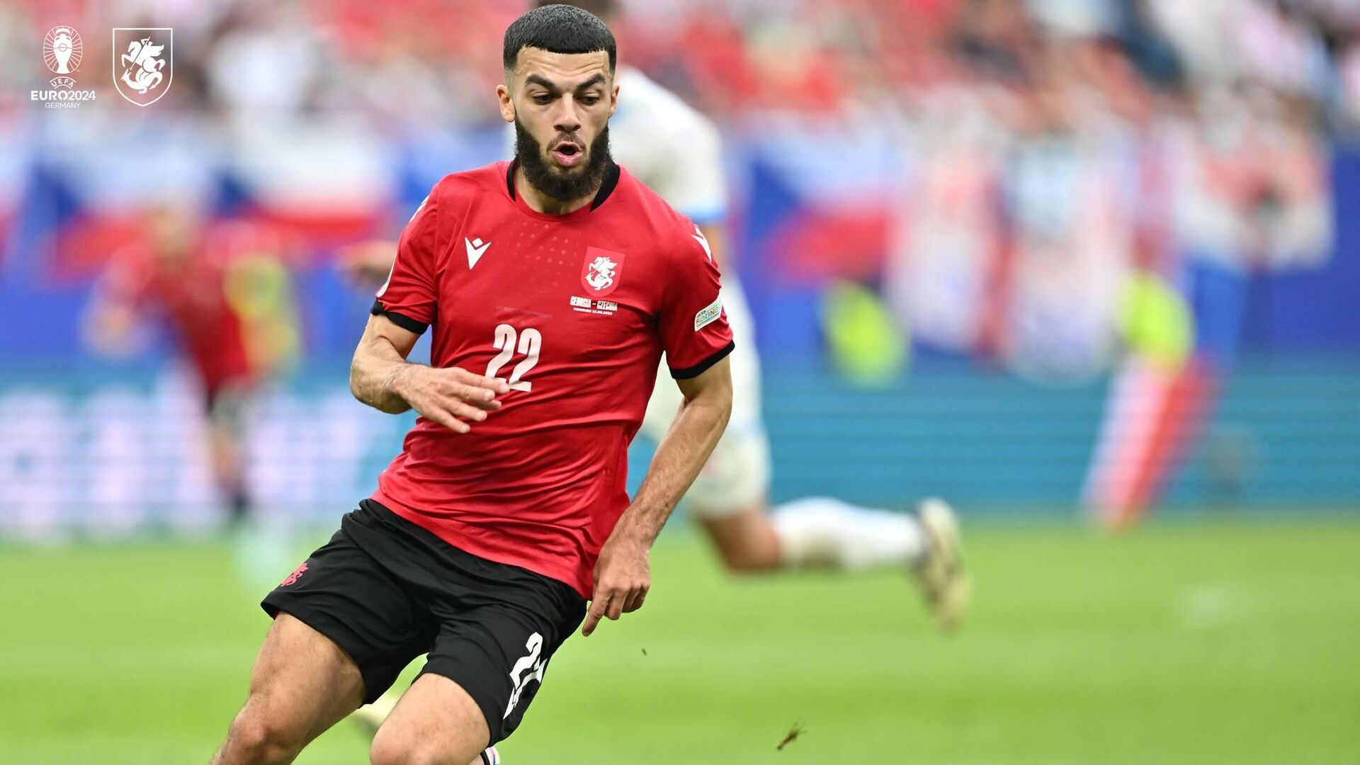 Нападающий сборной Грузии по футболу Георгий (Жорж) Микаутадзе - Sputnik Грузия, 1920, 09.11.2025