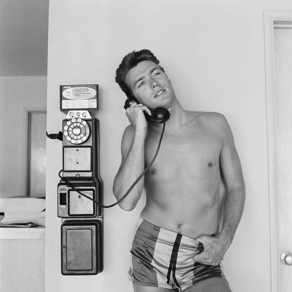 7. Клинт Иствуд в 26 лет, 1956 год