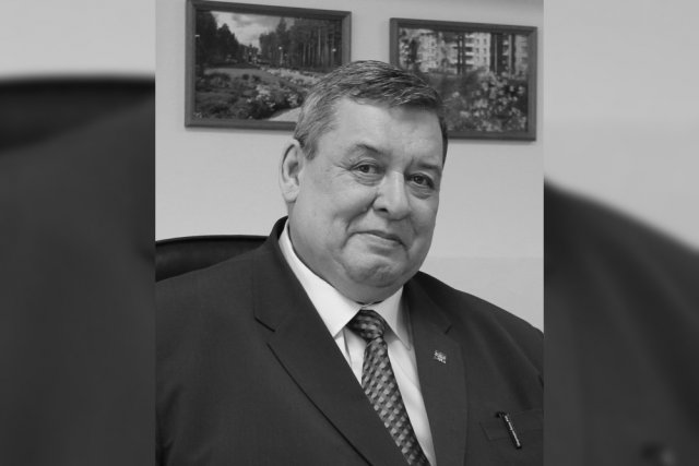 Олег Валерьевич умер на 64-м году жизни.