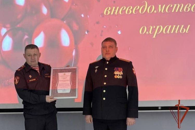 Сотрудники Коченевского отдела вневедомственной охраны Росгвардии отметили 60-летий юбилей