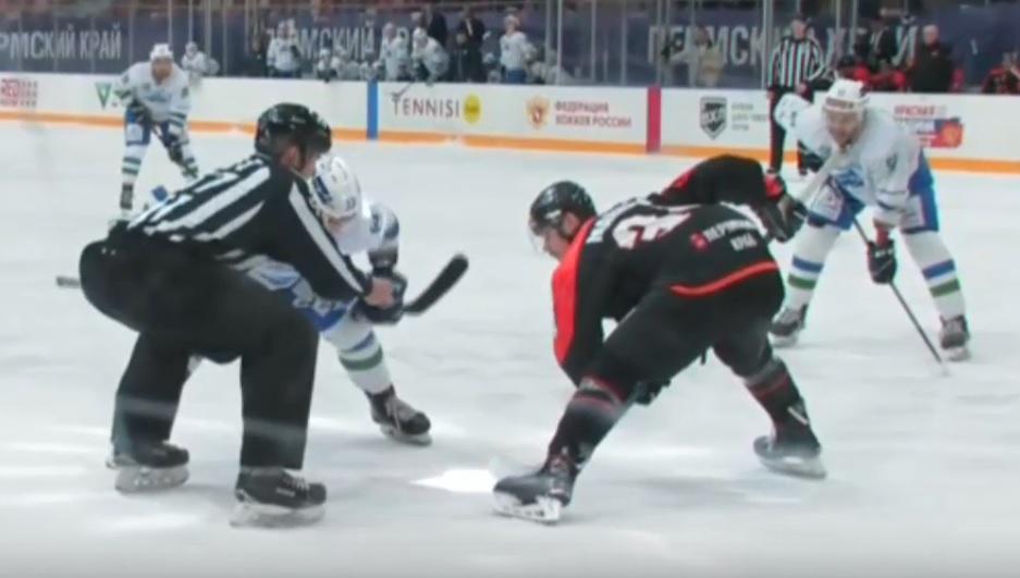 Пермский ХК «Молот» одержал вторую победу на выезде подряд