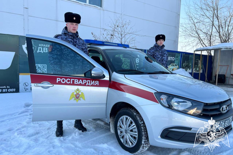 В Красноярске прошел конкурс профмастерства среди сотрудников вневедомственной охраны Росгвардии