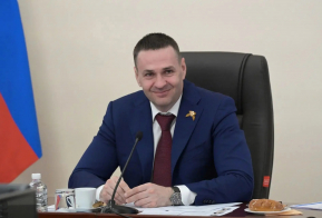 Дмитрий Демешин исполнил мечту школьников из Мичуринского