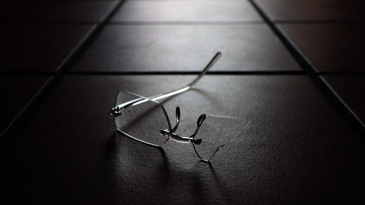 Подросток нокаутировал школьника на Кубани: После подлого удара слетели очки, а ребёнок сполз по стене