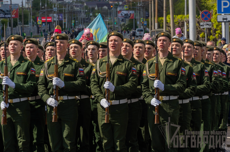 В Пензенской области росгвардейцы приняли участие в торжественной церемонии 9 Мая