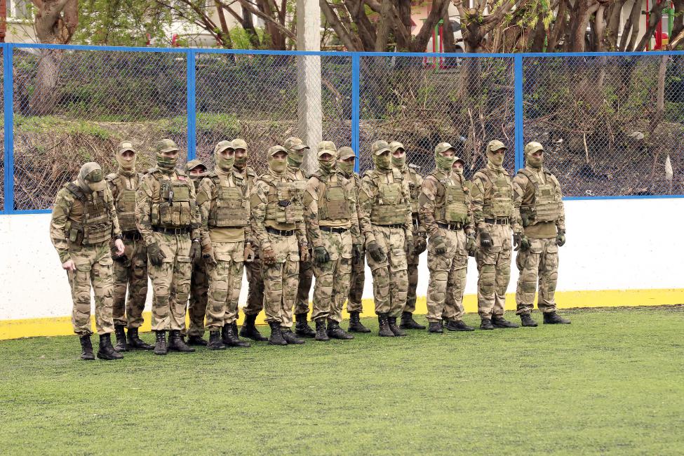 курсанты военного института