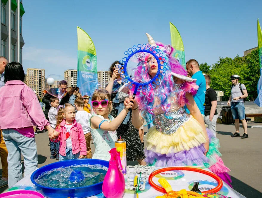 Детский выпуск новостей. Канал карусель. Новости путешествий. Радиостанции россии. Телеканал эфир набережные челны.