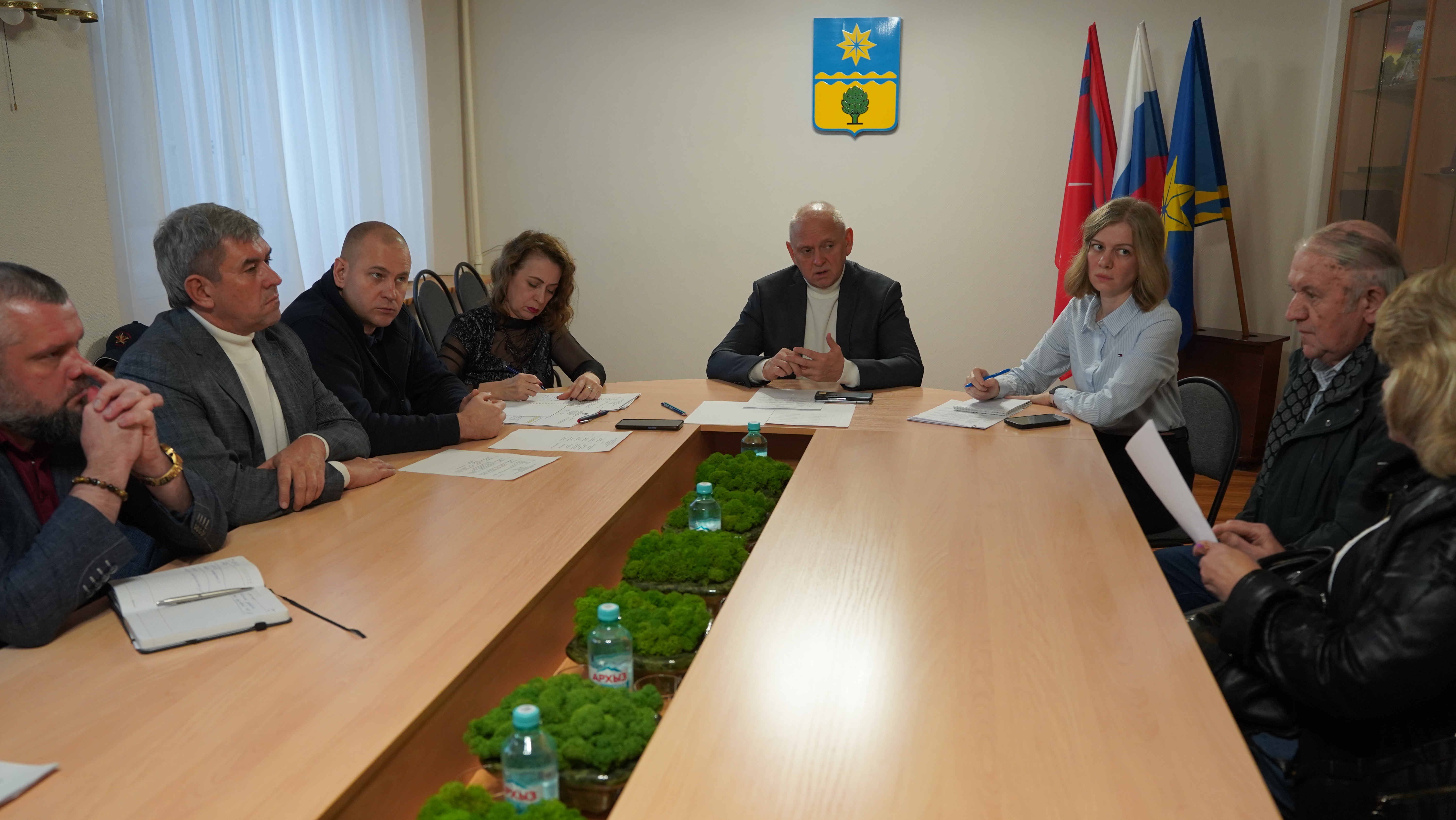 Глава Волжского провел прием граждан