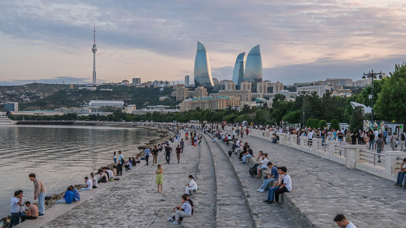 В Баку начался международный съезд движений против французского колониализма