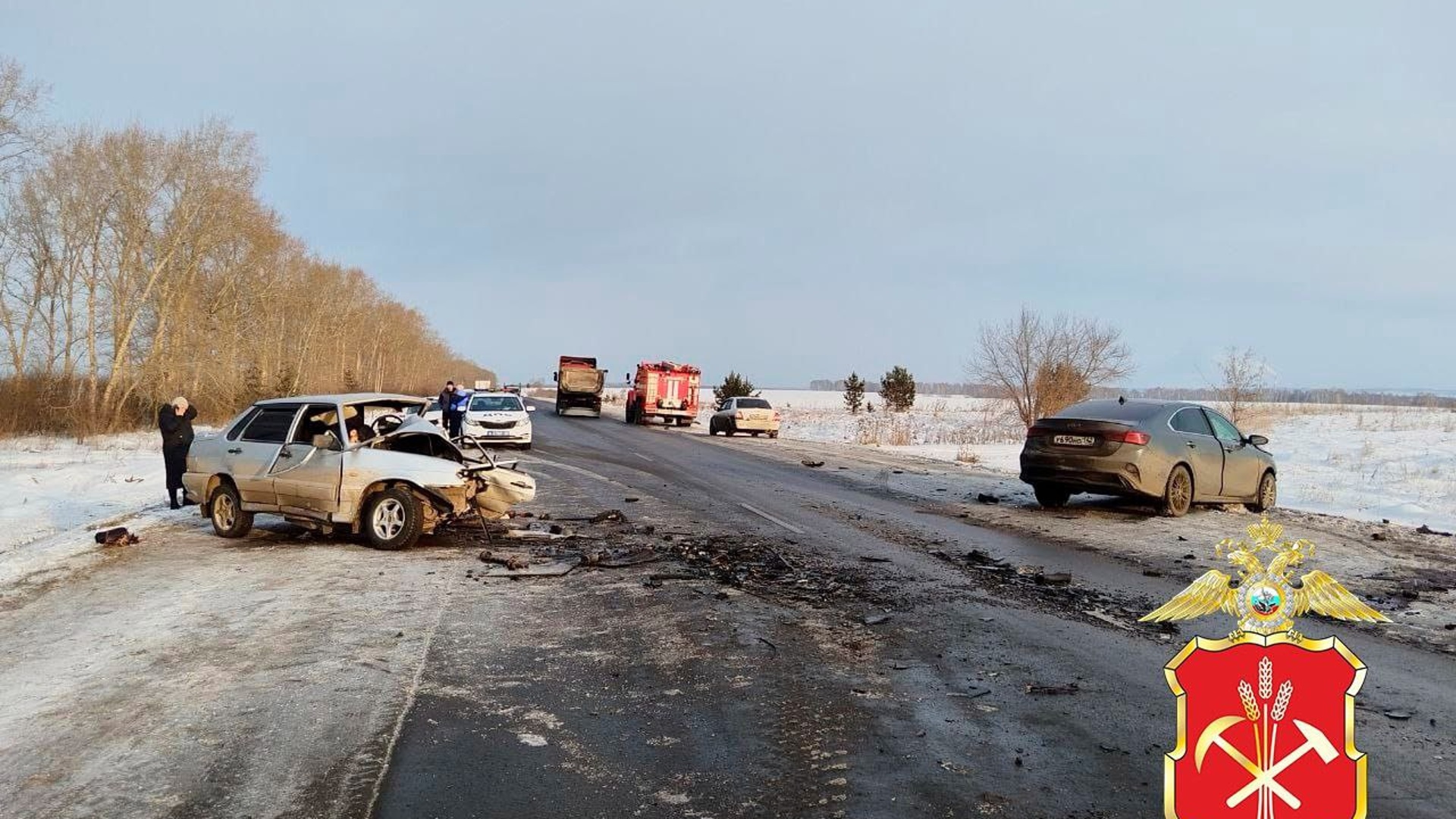 Девочки в топиках