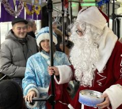 Новогодний троллейбус будет курсировать сегодня в Новочебоксарске Новый год-2025 