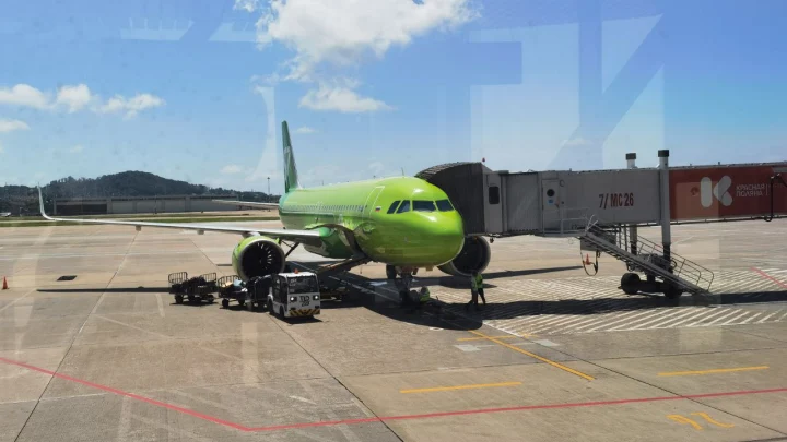 ФАС пригрозила аэропортам Сочи, Калининграда и Екатеринбурга из-за допсборов